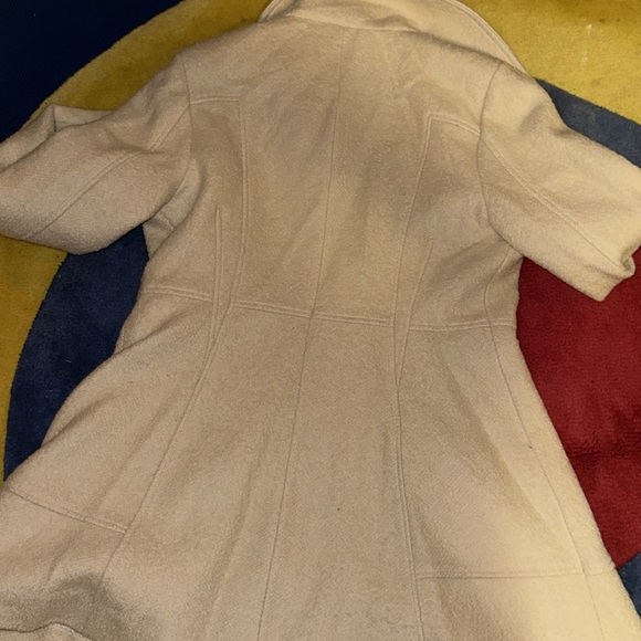 NWT cream colored jacket by Guess - Picture 6 of 6